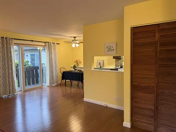 Frankfort, IL 60423,7757 W Briar Court