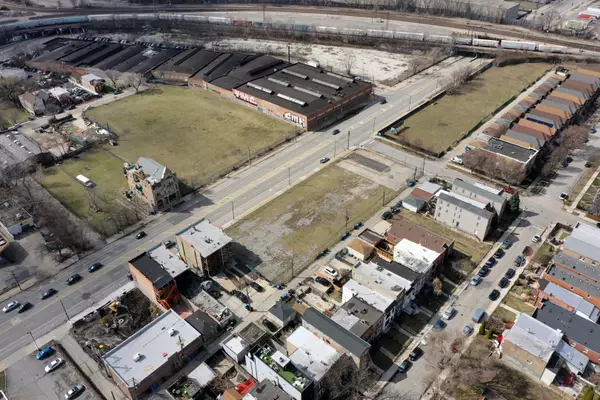 Chicago, IL 60608,2432-2458 W Roosevelt Road