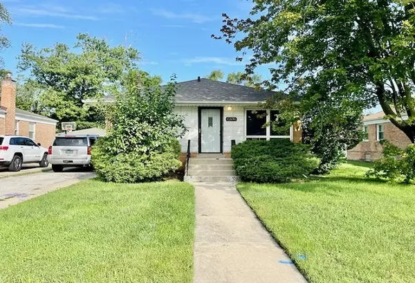 South Holland, IL 60473,15636 Rose Drive