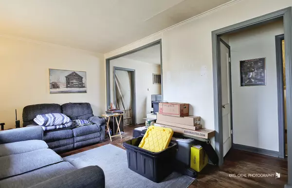 Round Lake Beach, IL 60073,1318 Leslie Avenue