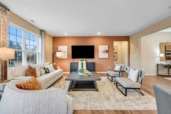 Sycamore, IL 60178,916 Juniper Drive