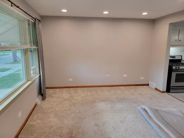 Berwyn, IL 60402,3213 Cuyler Avenue