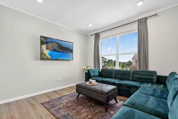 Mundelein, IL 60060,3209 Martini Street