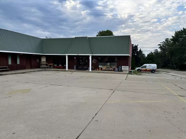 Spring Valley, IL 61362,130 E Dakota Street #B