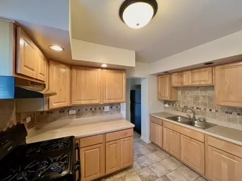 Homewood, IL 60430,1617 183RD Street