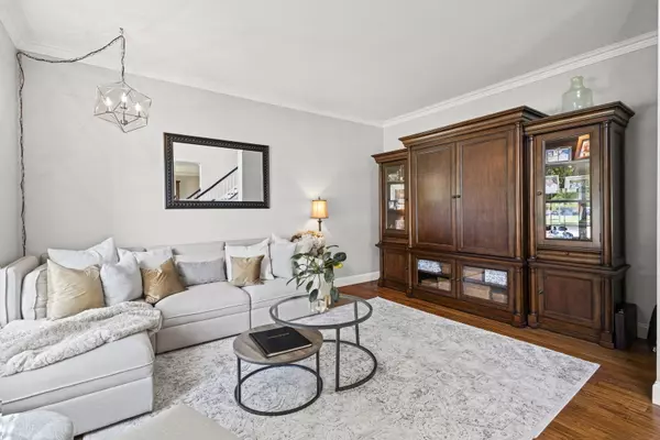 Algonquin, IL 60102,1010 Grayhawk Drive