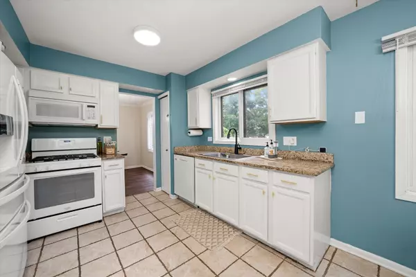 Crystal Lake, IL 60014,1408 Fountain Green Drive