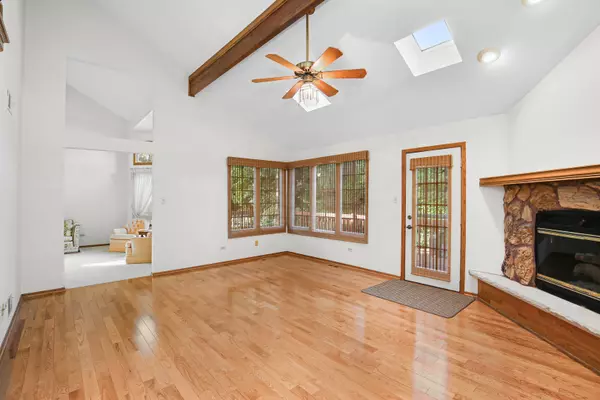 Palos Heights, IL 60463,6519 W 126th Place