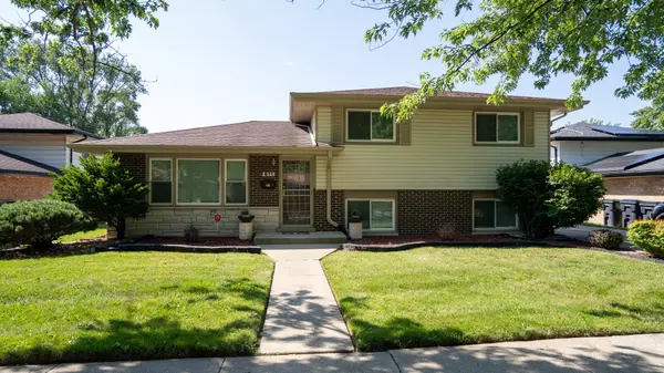 811 E 169th Place, South Holland, IL 60473