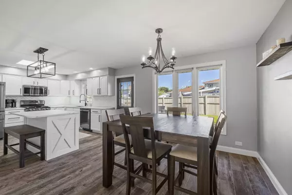 Tinley Park, IL 60487,8440 Surrey Drive