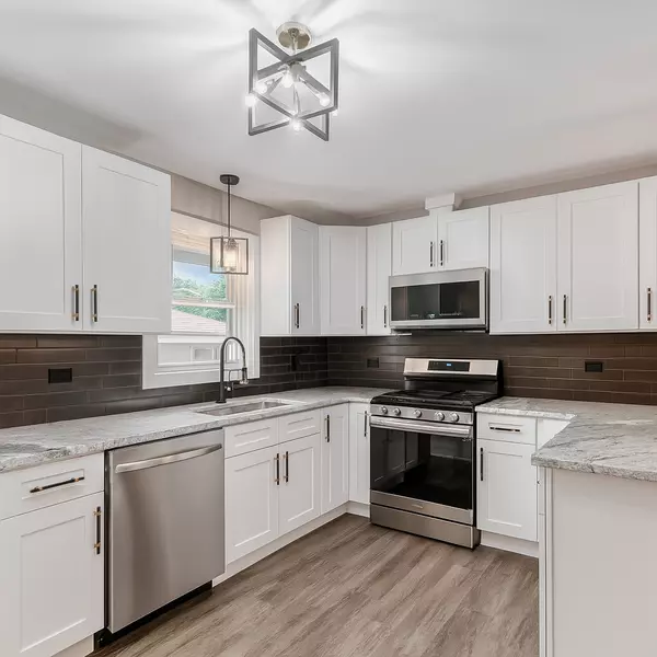 Homewood, IL 60430,18506 Martin Avenue