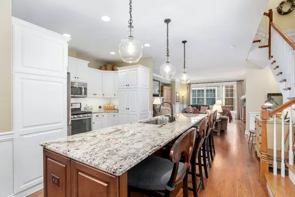 Wheaton, IL 60187,317 E Liberty Drive