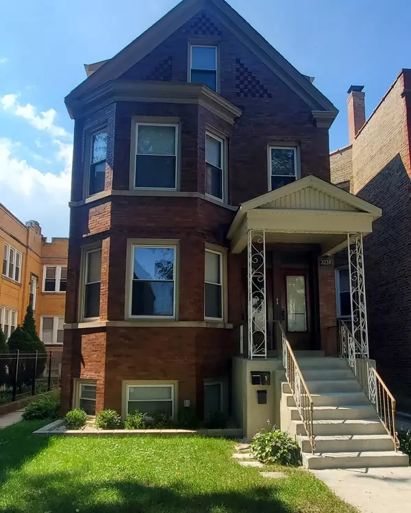 3238 N Hamlin Avenue #1, Chicago, IL 60618