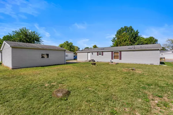 Urbana, IL 61802,205 Apple Tree Drive