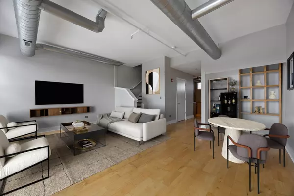 Lemont, IL 60439,354 River Street #3407