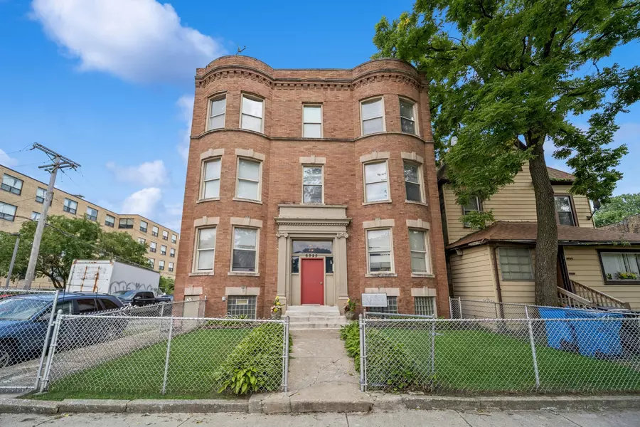 6925 S Yale Avenue, Chicago, IL 60621