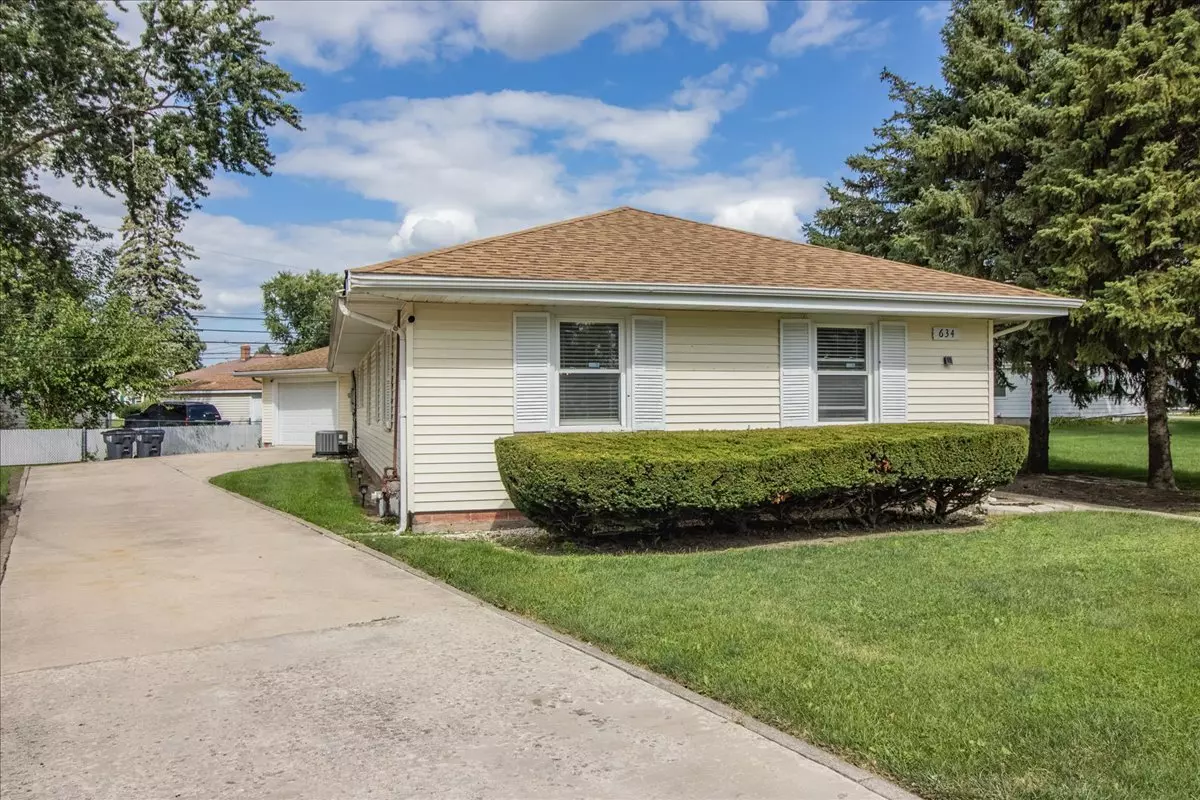 South Holland, IL 60473,634 E 161st Street