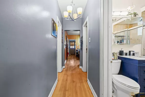 Chicago, IL 60632,5247 S Rockwell Street