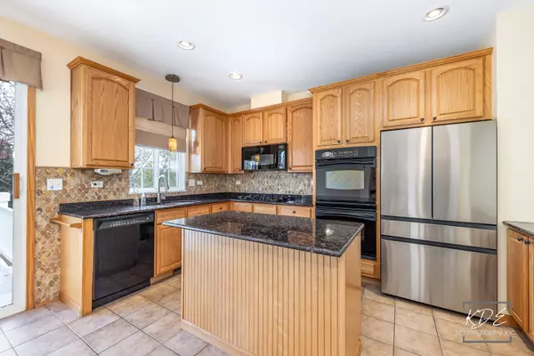 Naperville, IL 60565,945 WINNERS CUP Court #945