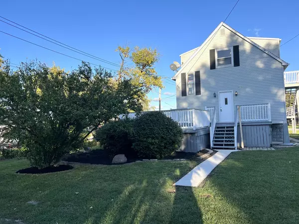 Steger, IL 60475,Address not disclosed