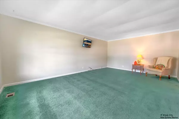 Lake Zurich, IL 60047,515 Burr Oak Drive