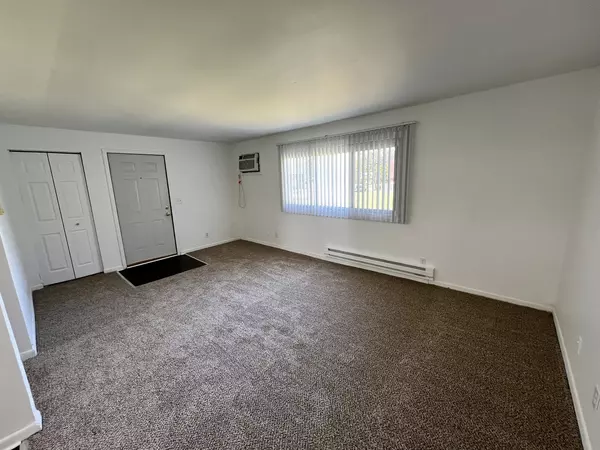 Aurora, IL 60505,1655 FELTEN Road