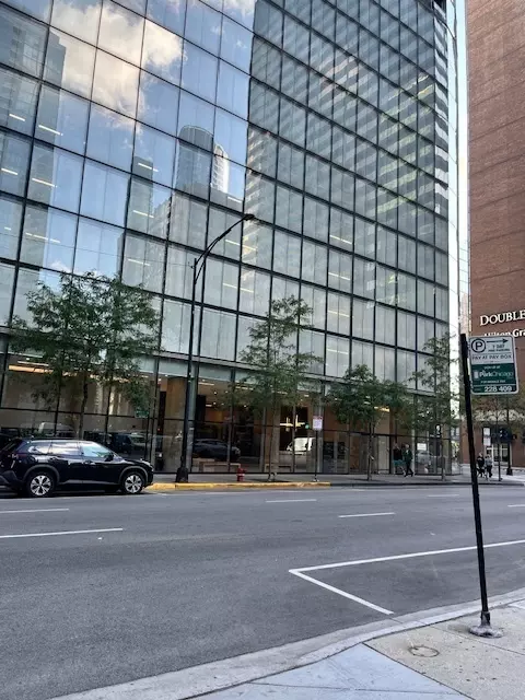 600 N Fairbanks Court #1406, Chicago, IL 60611