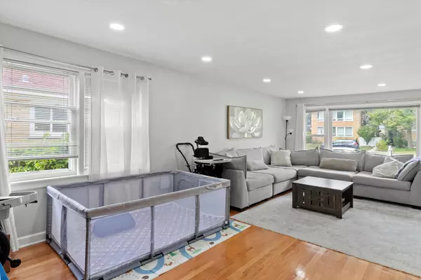 Skokie, IL 60076,3453 Main Street