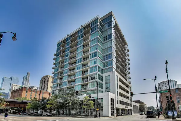 50 E 16th Street #414, Chicago, IL 60616