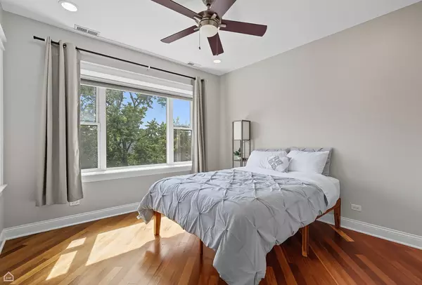 Chicago, IL 60647,2706 W Cortland Street #3