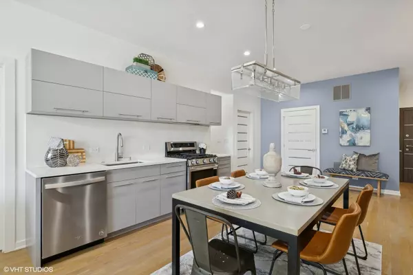 Chicago, IL 60608,1708 W CERMAK Road #2E