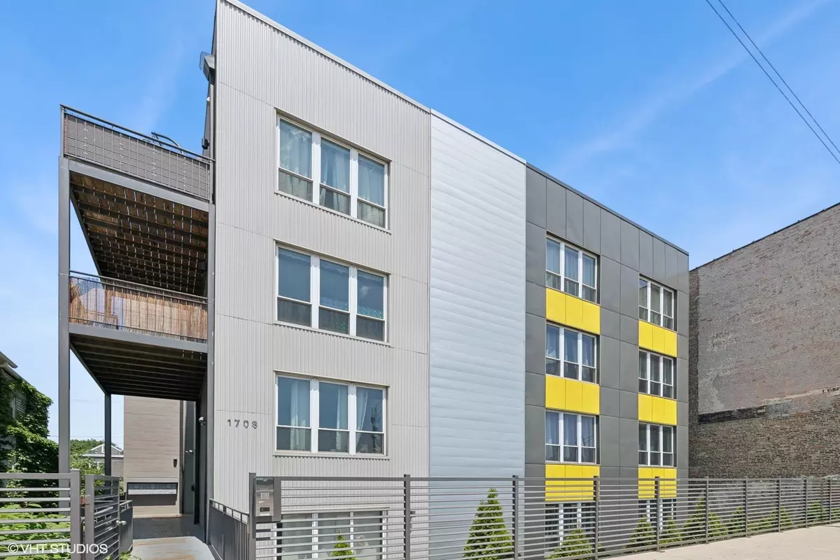 Chicago, IL 60608,1708 W CERMAK Road #2E