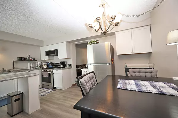 Downers Grove, IL 60515,4946 Douglas Road #202