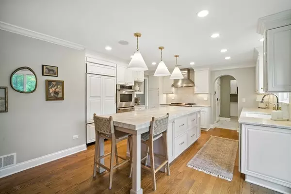 Lincolnshire, IL 60045,7 Durham Court