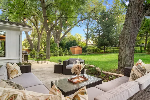 Barrington, IL 60010,123 Monument Avenue