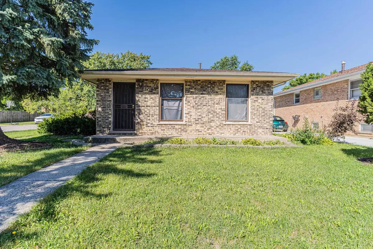 Country Club Hills, IL 60478,18008 Edwards Avenue
