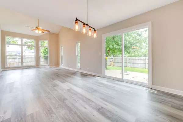 Bolingbrook, IL 60440,1170 COVENTRY Lane