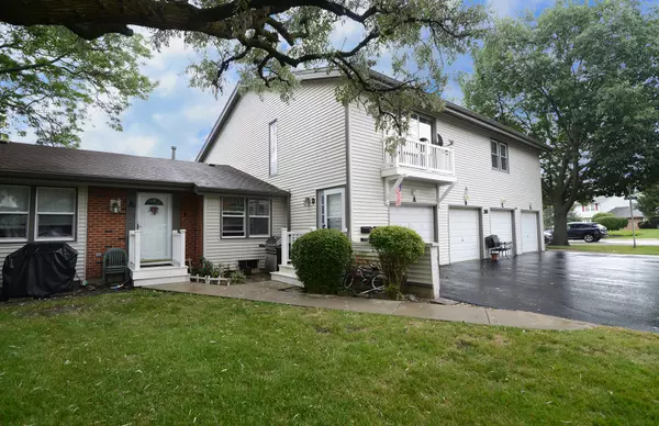 Bloomingdale, IL 60108,319 Indiana Court #D