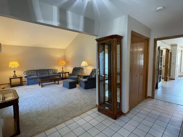 Palos Hills, IL 60465,10211 S 88TH Avenue