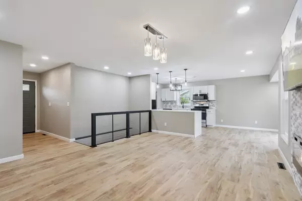 Loves Park, IL 61111,4629 Cross Country Drive