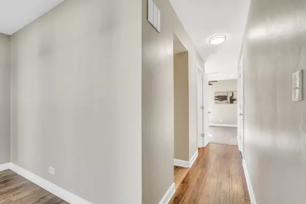 Grayslake, IL 60030,633 Dove Court