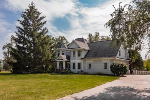 6107 Coachlight Road, Crystal Lake, IL 60012
