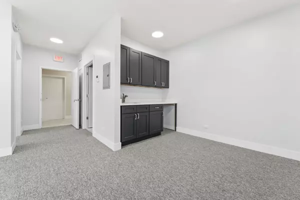 Palatine, IL 60074,436 E Northwest Highway #220