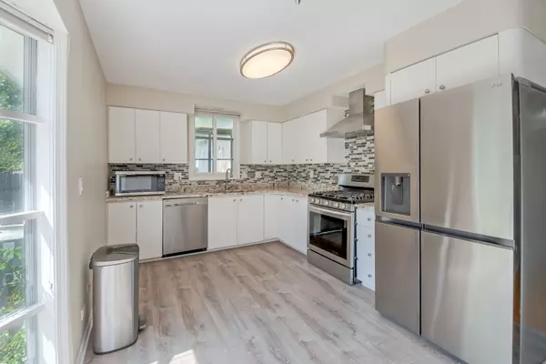 Buffalo Grove, IL 60089,871 Lehigh Lane