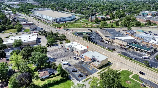 Addison, IL 60101,329-31 N Addison Road