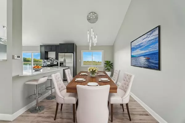 Matteson, IL 60443,733 Old Meadow Road