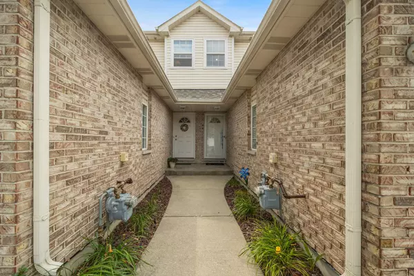 Tinley Park, IL 60477,7018 Century Court #0