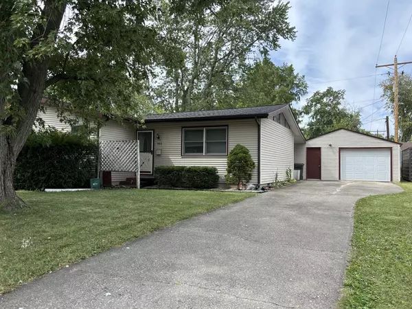 Urbana, IL 61802,903 Rainbow View