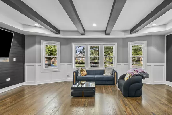 Chicago, IL 60619,7658 S Wabash Avenue