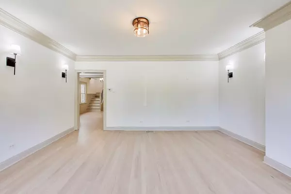 Berwyn, IL 60402,6828 29th Place